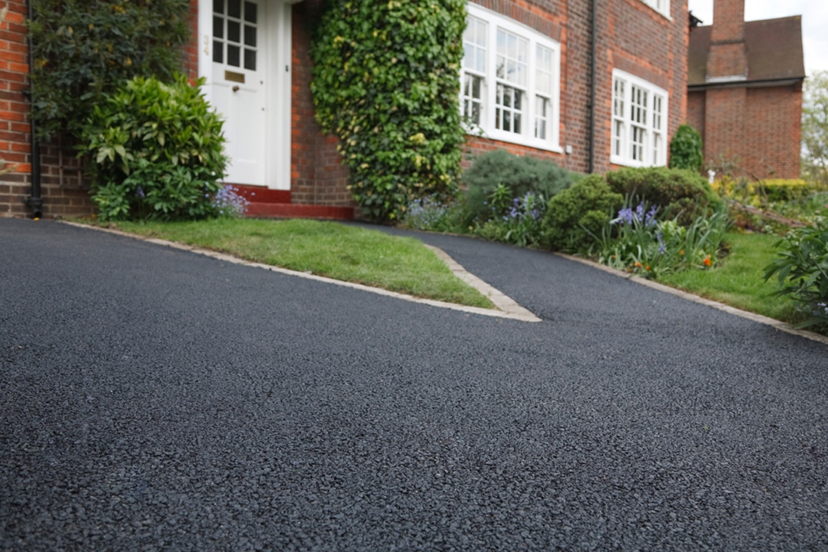 Asphalt-Driveway